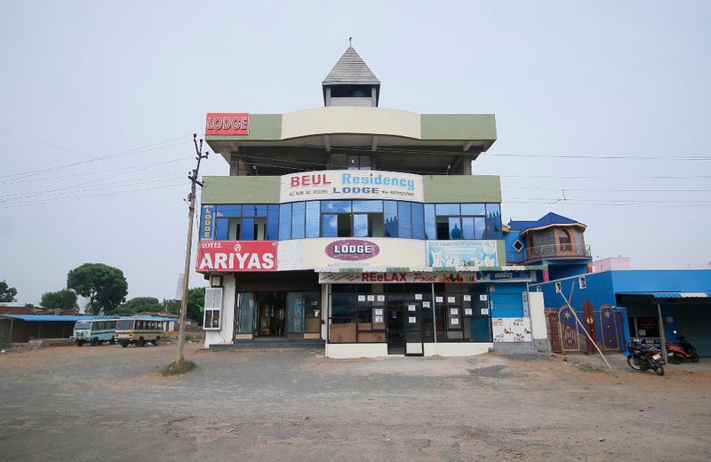 OYO 37497 Beul Residency