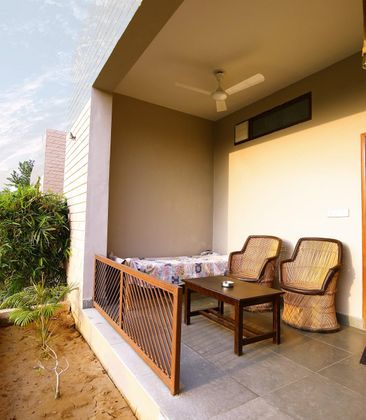 MACHLI A Wilderness Home