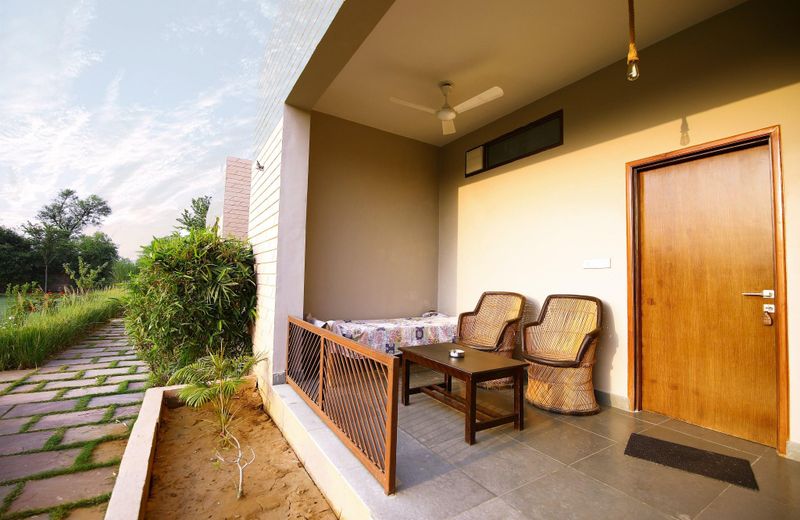 MACHLI A Wilderness Home
