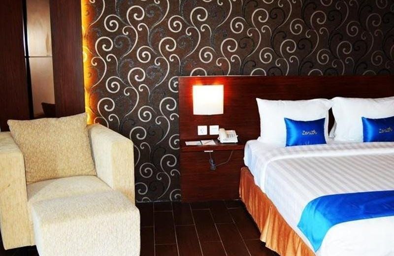 Zenith Hotel