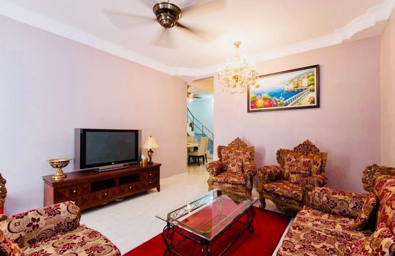 Vin Guesthouse (KL)  {12 GUESTS}