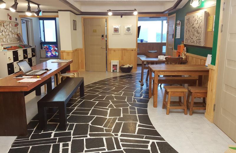 Dongbaekseom Guest House