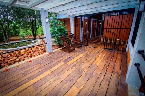 Outdoor Pictures 23