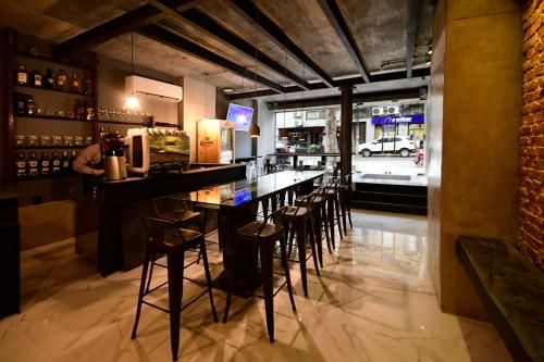 Quijano Aparts&Suites