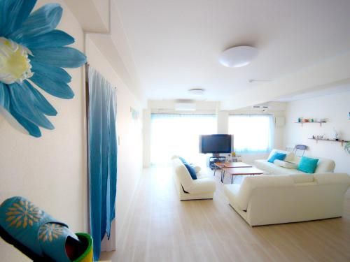 Shirahama White Beach House