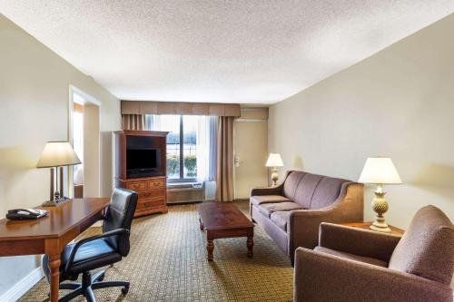 Ramada by Wyndham Houma