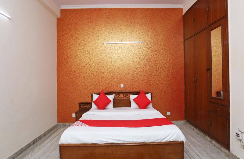 OYO 41707 Vinayak Residency