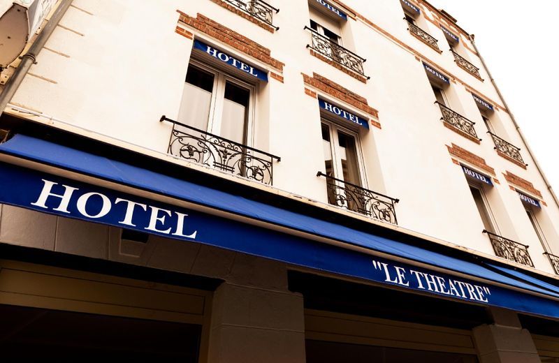 Le Theatre
