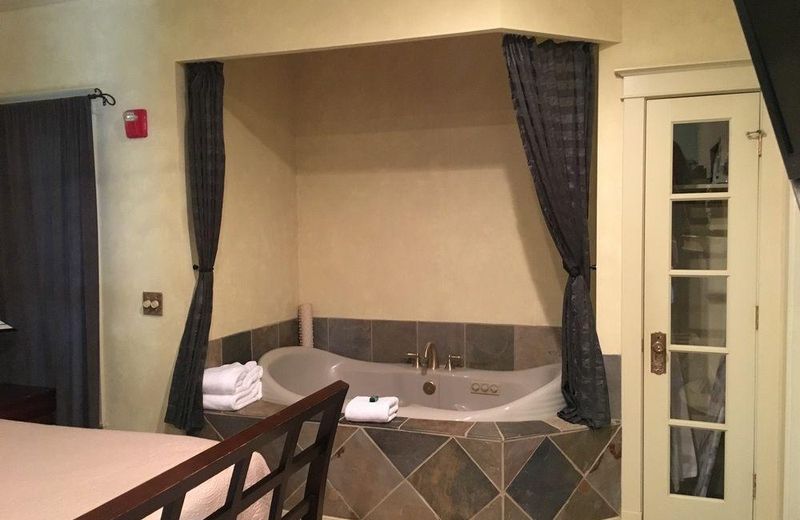 Far View - A Bed & Breakfast Estate