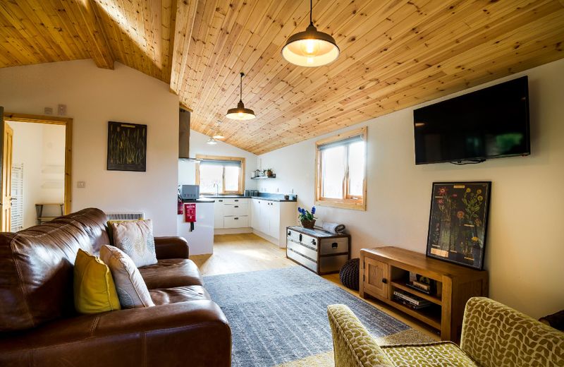 Laurel Lodge - 2 Bedroom Log Cabin - St.Florence