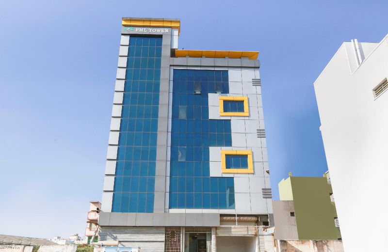 OYO 71734 Hotel Sri Sai Residency