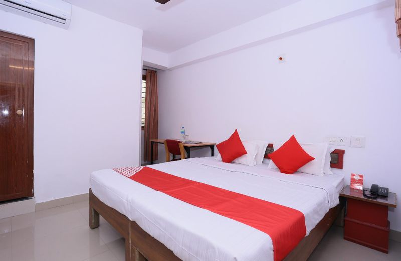 OYO Flagship 28744 Olive Residency