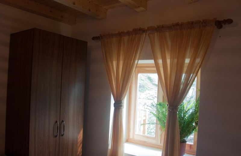 ASTE GUESTHOUSE, TROPOJE