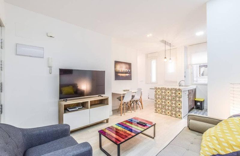 Apartamento de 30 m² en Distrito Carabanchel, con 1 habitación(es) y 1 baño(s) privado(s)