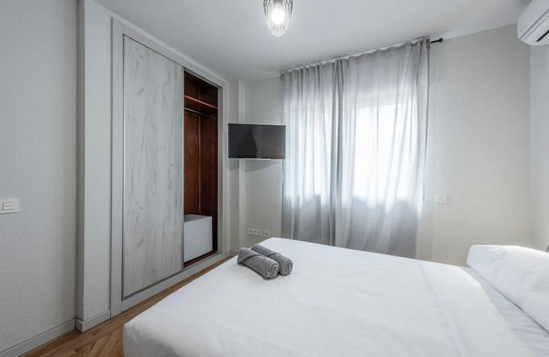 Apartamento de 30 m² en Barajas, con 1 habitación(es) y 1 baño(s) privado(s)