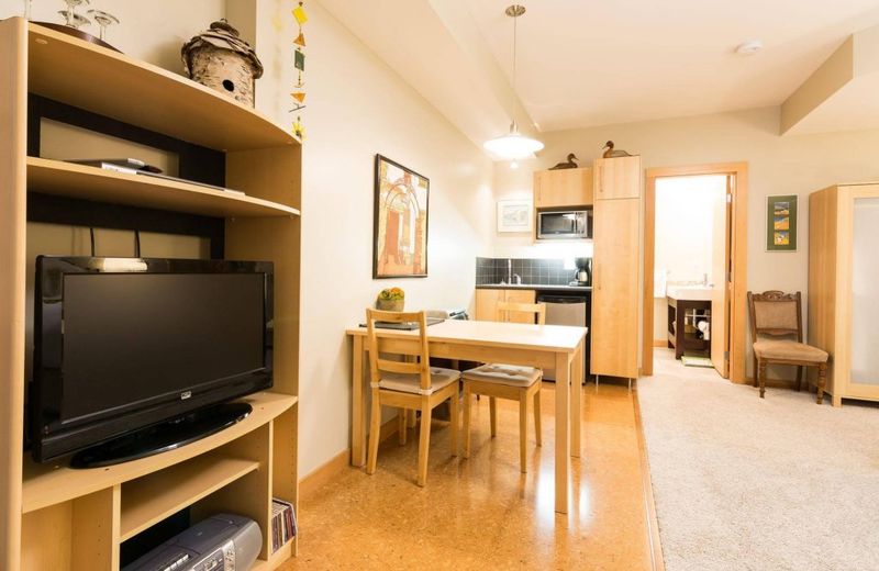 Cormier's Studio Guest suites