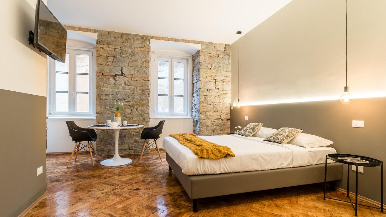 Apartamento de 60 m² en Trieste Centro Ciudad, con 1 habitación(es) y 1 baño(s) privado(s)