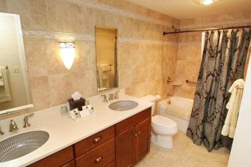 Charley Creek Inn