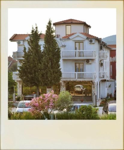 Outdoor Pictures 1