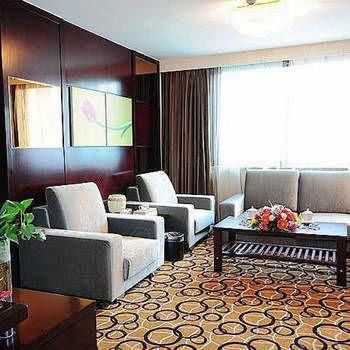 Xinglong Hotel