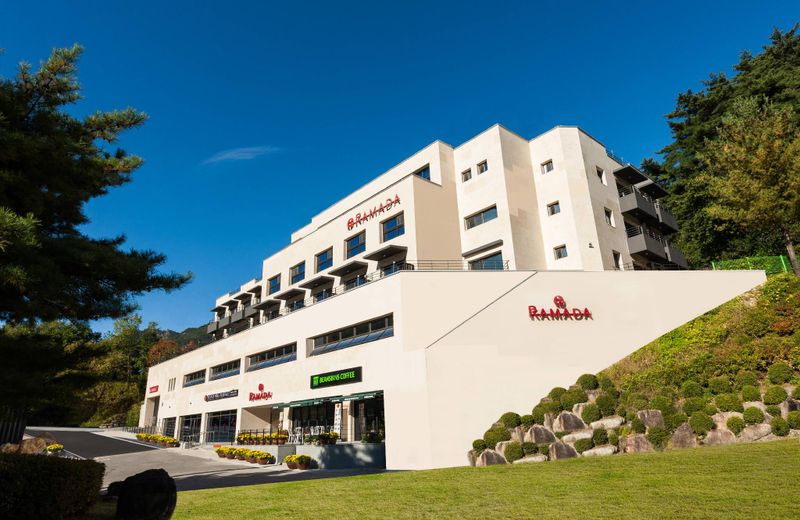 Ramada by Wyndham Mungyeongsaejae Hotel