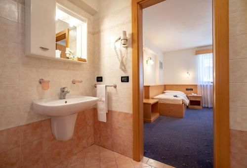 Hotel Siror