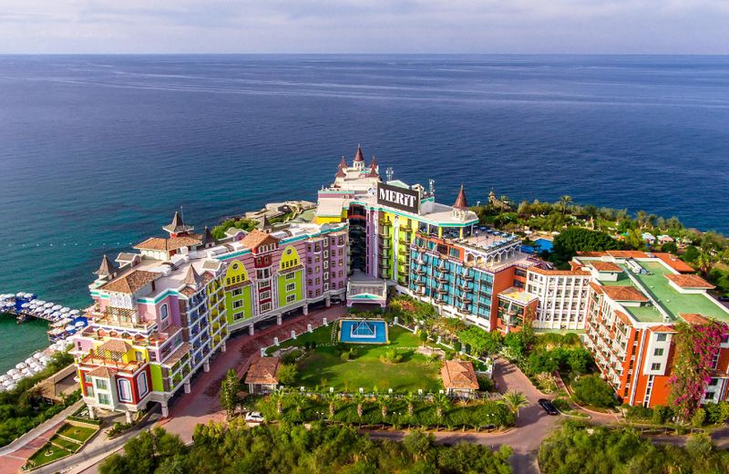 Merit Crystal Cove Hotel Casino & SPA
