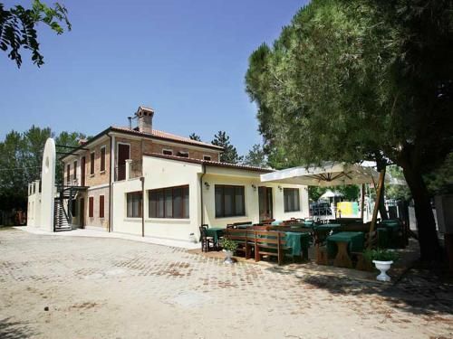 Hotel Villa Robinia