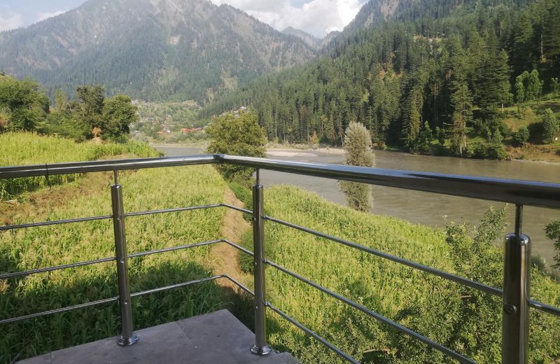 THE LODGE SHARDA NEELUM VALLEY