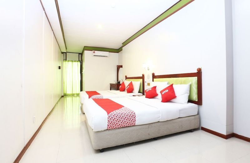 OYO 89489 Al Ansar Hotel