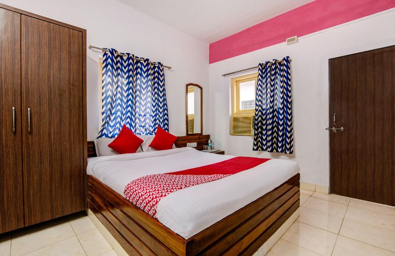 OYO 35865 Anjum Holiday Home