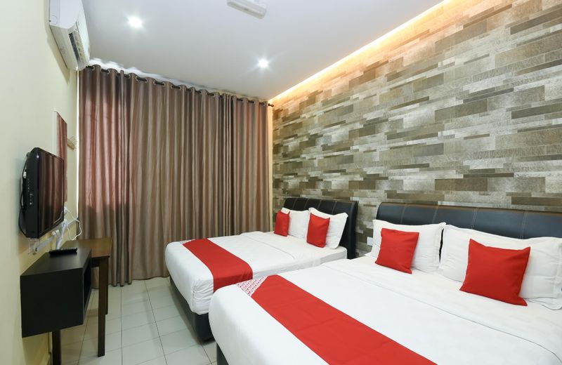 OYO 89301 Ys Inn