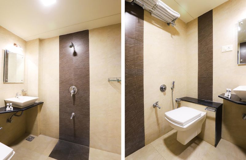 OYO 24996 Hotel Jamnagar Residency