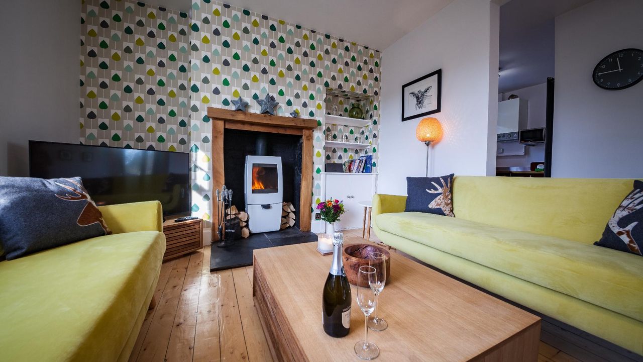 120sqm 3 bedroom, 2 bathroom Casa in Comrie