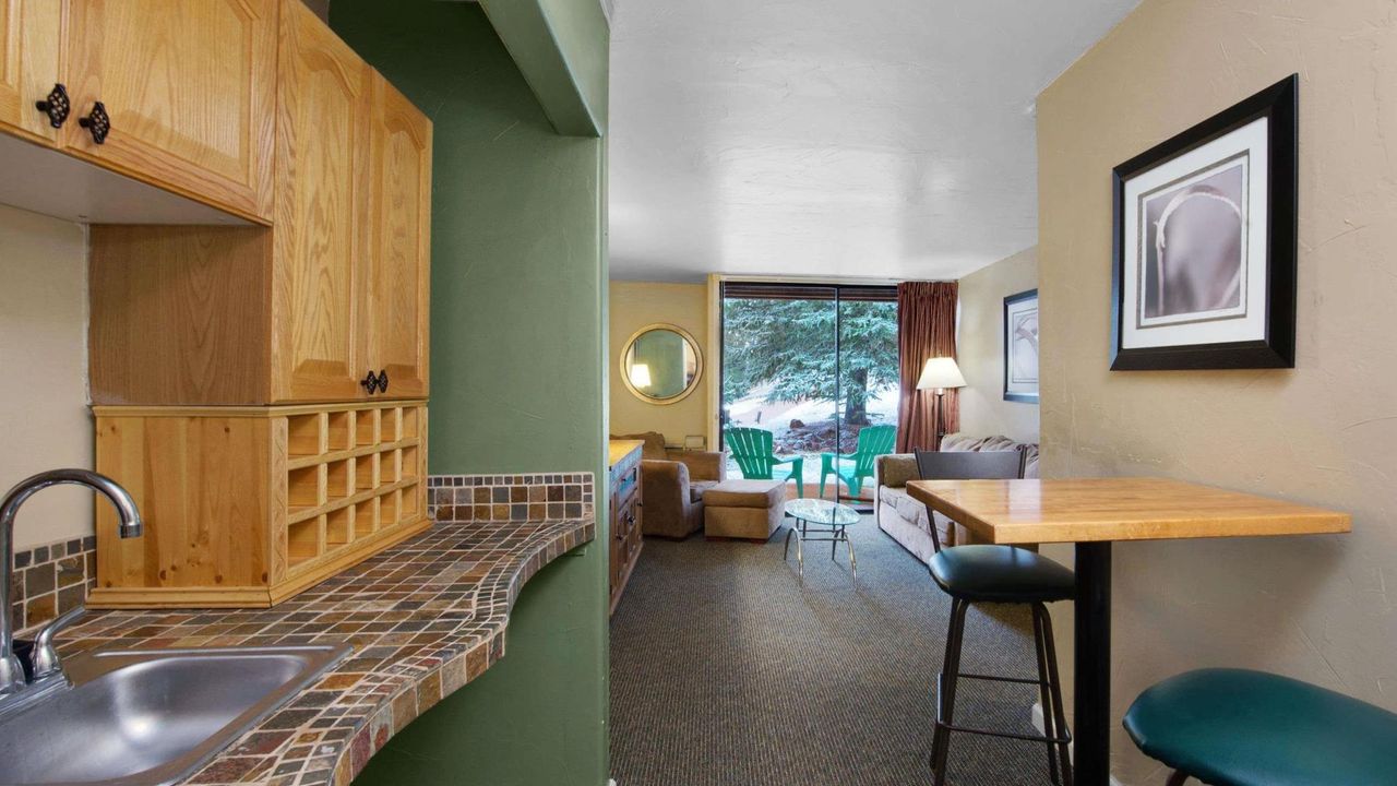 Ramada by Wyndham Monument