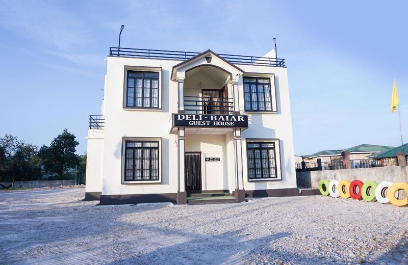 OYO 37922 Deli-baiar Guest House