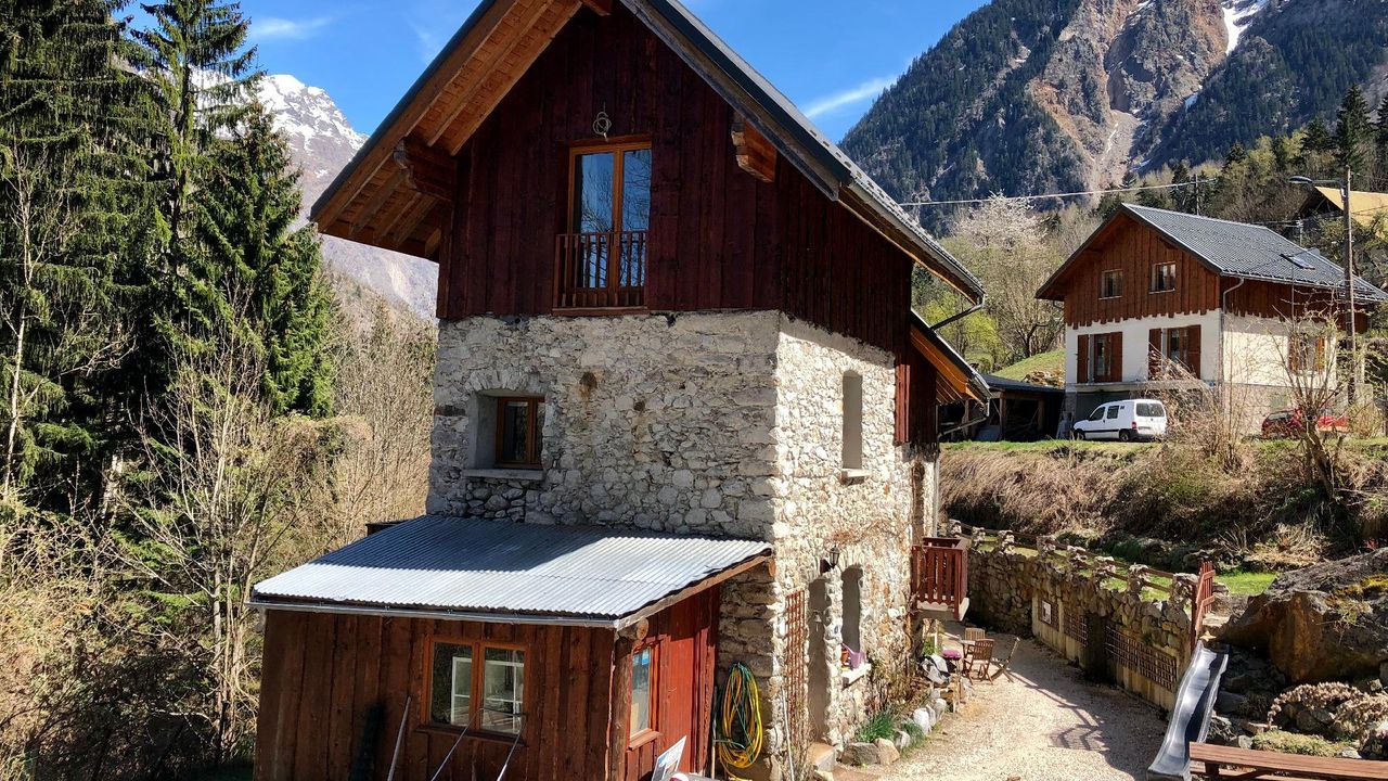 Villa de 170 m² en Vénosc, con 4 habitación(es) y 4 baño(s) privado(s)