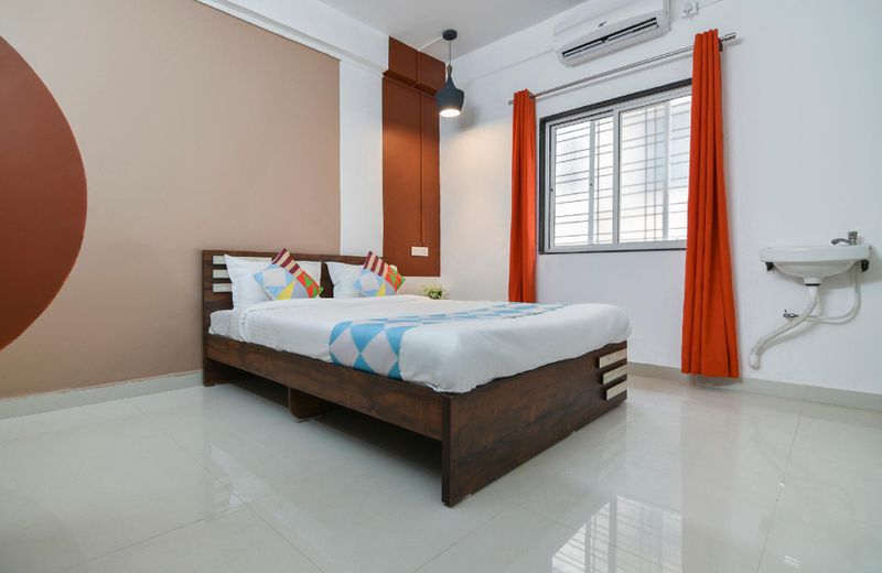 OYO Home 77994 The G Stay