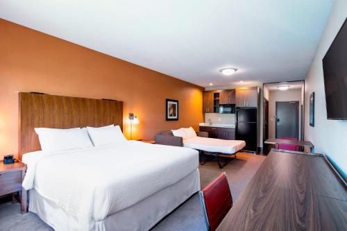 Four Points by Sheraton Grande Prairie