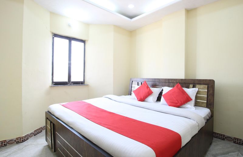 OYO 38401 Hotel Signature And Restaurant