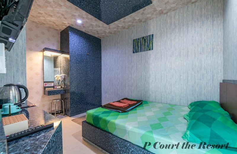 P Court the resort
