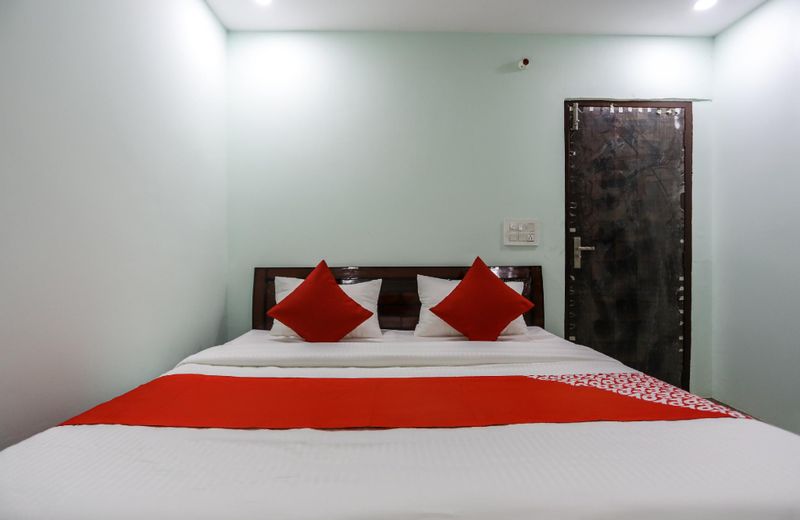 OYO 63814 The New View Hotel