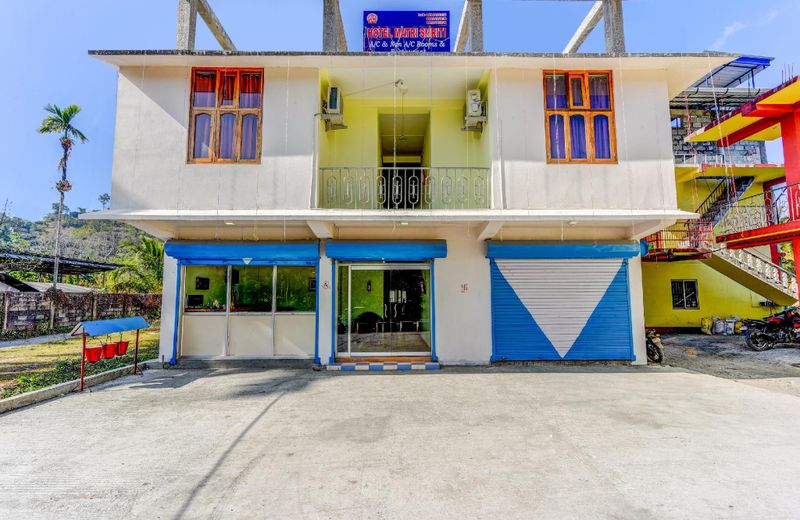 OYO 71257 Hotel Matri Smriti