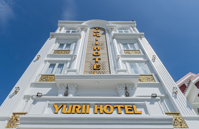 Yurii Hotel