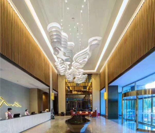 Echeng Hotel Laibing Jinxiu Shuidian Tower