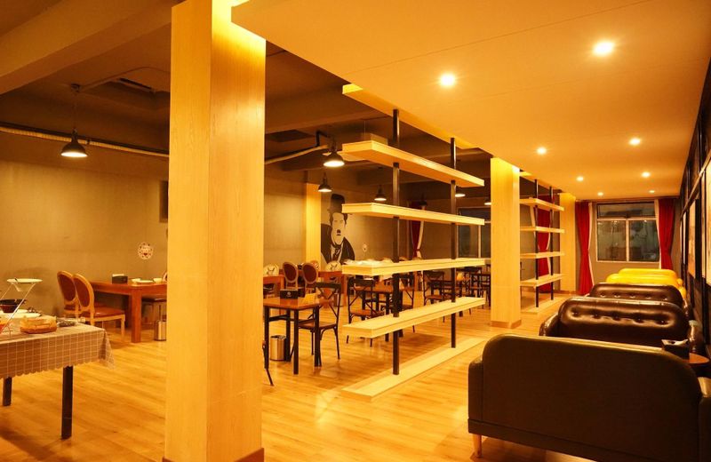James Joyce Coffetel Suzhou Si County Qingshuiwan Park