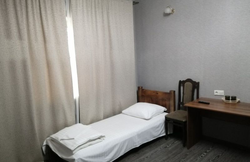 Hotel Nadezhda
