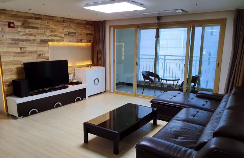 JS Residence Hotel