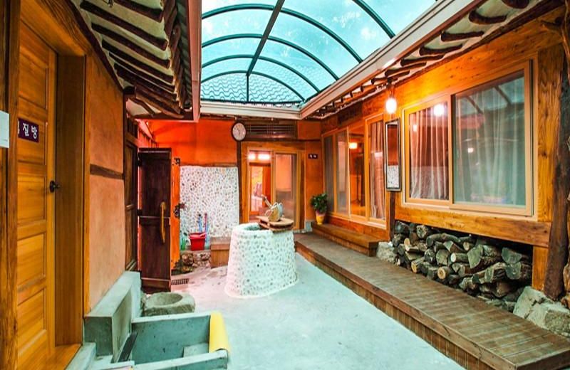 Ganghwado Jangbogoo Hanok Pension