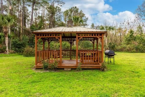 Outdoor Pictures 24